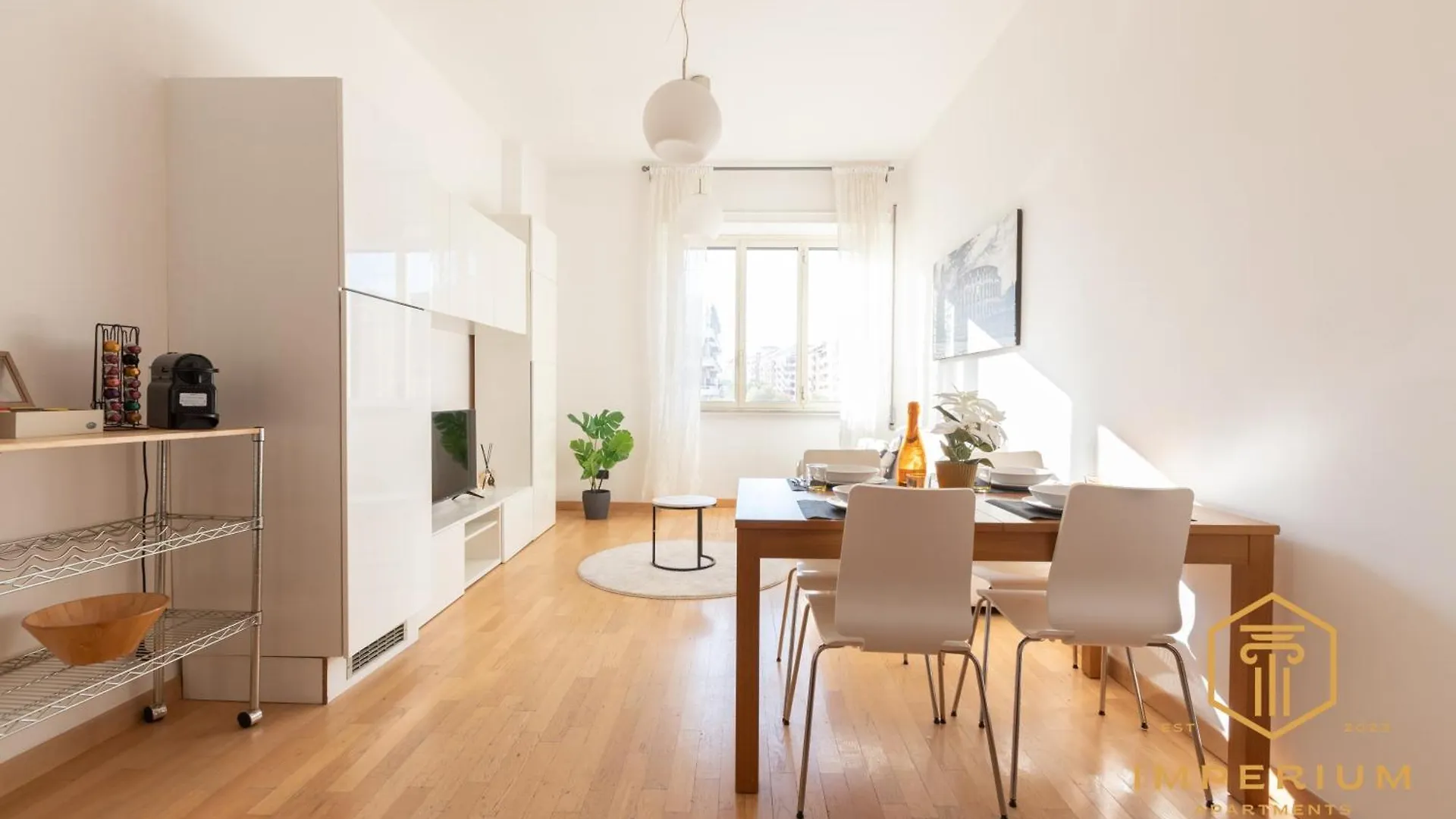 Imperium Deluxe Apt - 300Mt To Metro B, 3 Bedrooms, Panoramic View, A-C Rome Apartment