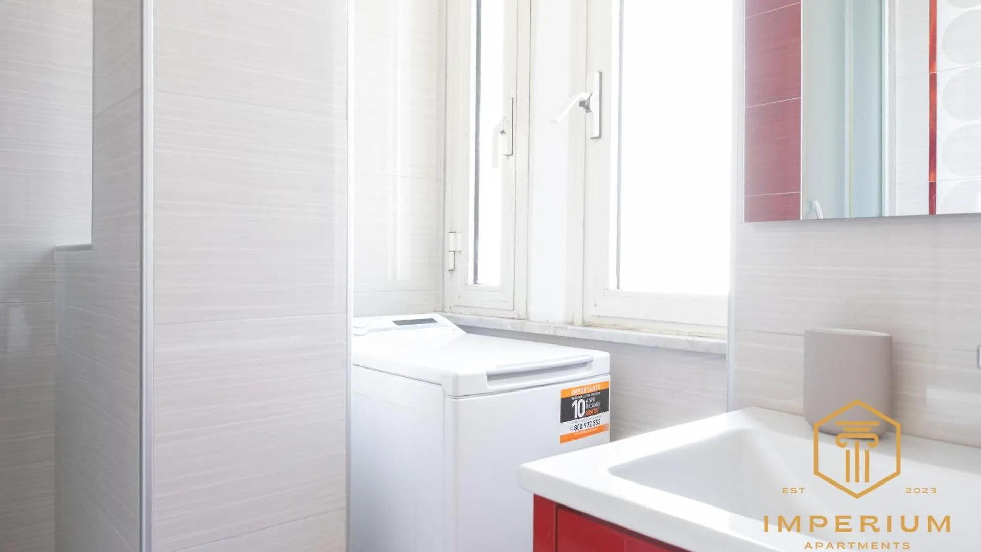 Imperium Deluxe Apt - 300Mt To Metro B, 3 Bedrooms, Panoramic View, A-C Rome Apartment