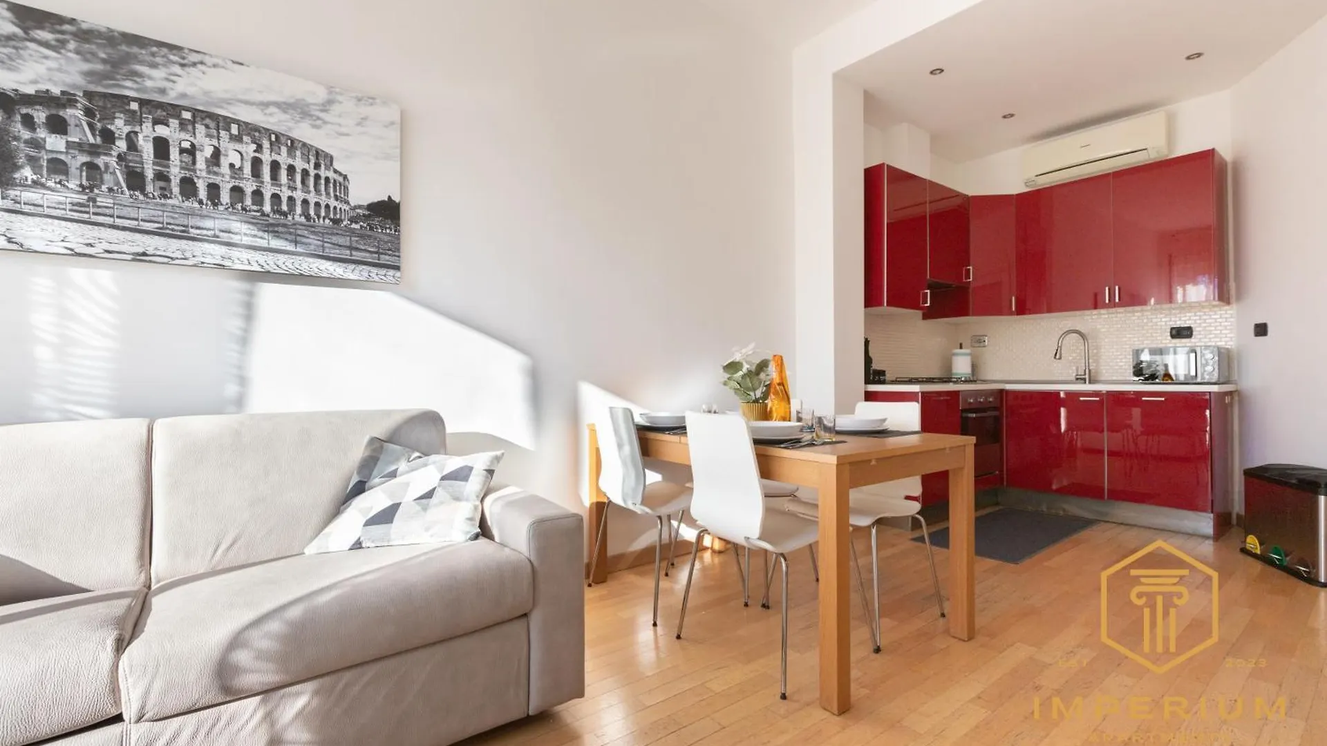 Apartment Imperium Deluxe Apt - 300Mt To Metro B, 3 Bedrooms, Panoramic View, A-C Rome